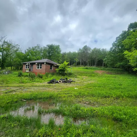 120 Winston Rd, Irvine, KY 40336 photo 2