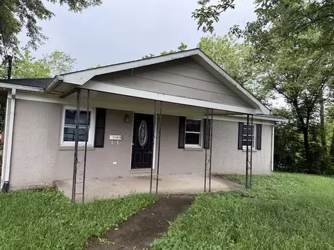 100 Ridgeway Dr, Lancaster, KY 40444