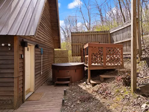 49 Debbie Ln, Slade, KY 40376 photo 4