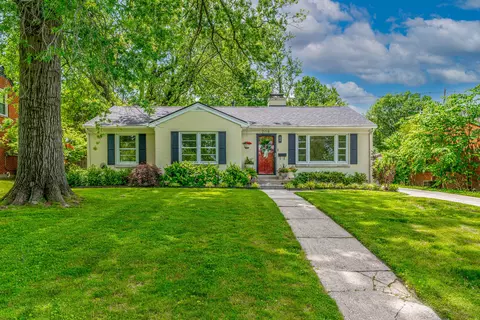 208 E Lowry Ln, Lexington, KY 40503