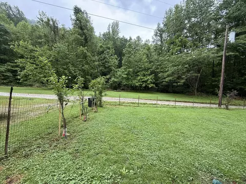 Exterior - 501 Left Fork Moore Creek Rd, Walker, KY 40997 photo 5 of 6