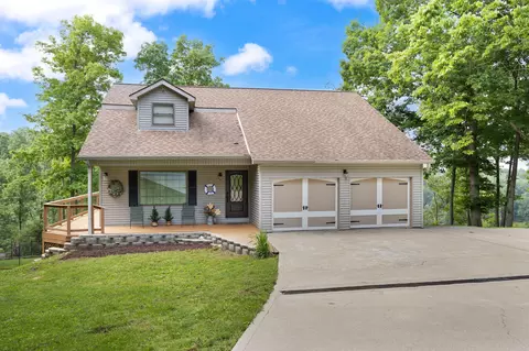 504 Overlook Dr, Lancaster, KY 40444