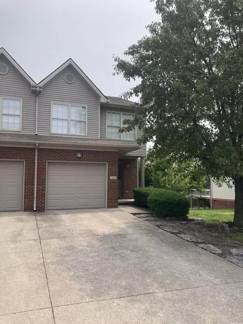 412 Paisley Ct, Winchester, KY 40391