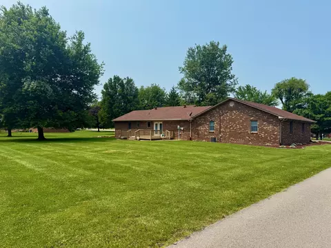 84 Cherokee Ave, Russell Springs, KY 42642