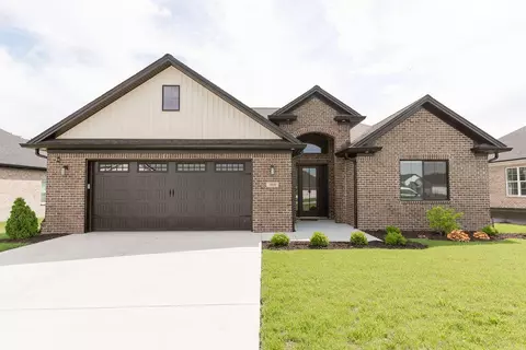 305 Golden Burley Ave, Nicholasville, KY 40356