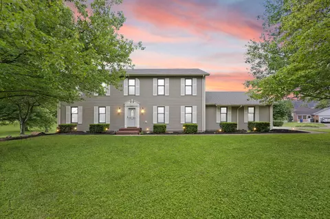 1004 Winding Ridge Dr, Somerset, KY 42503