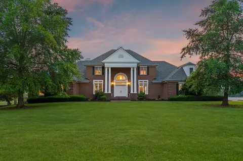 27 Sundown Ln, Winchester, KY 40391