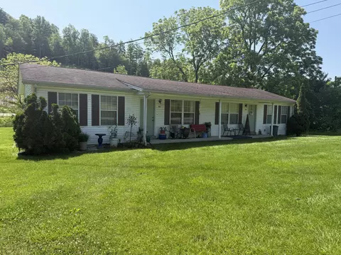 3590-3592 191 Highway 191, Campton, KY 41301 photo 16