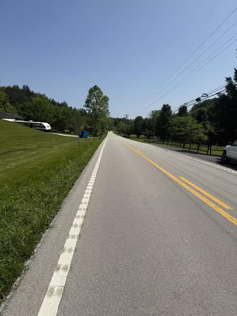 3590-3592 191 Highway 191, Campton, KY 41301 photo 20