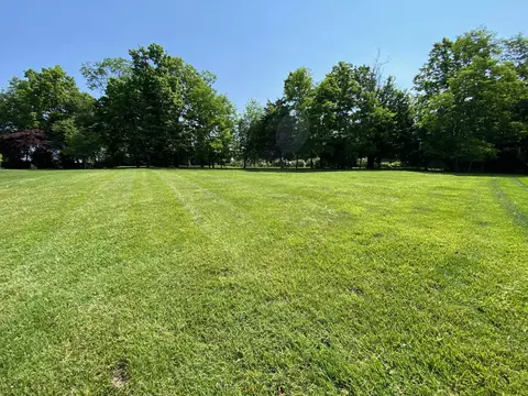 520 Foxwood Ct, Shelbyville, KY 40065