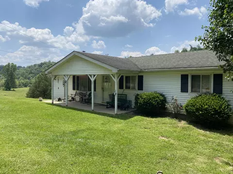 648 Hayes Creek Rd, Strunk, KY 42649