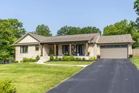 427 Clinton Rd, Lexington, KY 40502