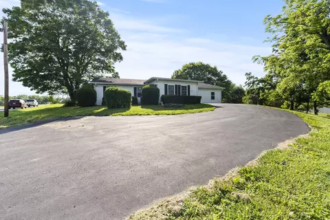 1205 Richmond Rd, Paint Lick, KY 40461