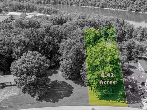 376 E A B E French Ave, Burnside, KY 41519 photo 6