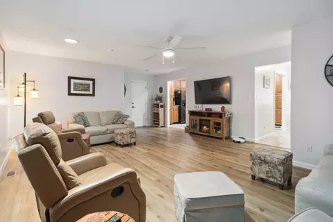 21 Vicki St, Nancy, KY 42544 photo 7