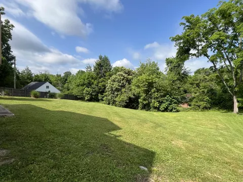 Exterior - 104 Steele St, Corbin, KY 40701 photo 7 of 11