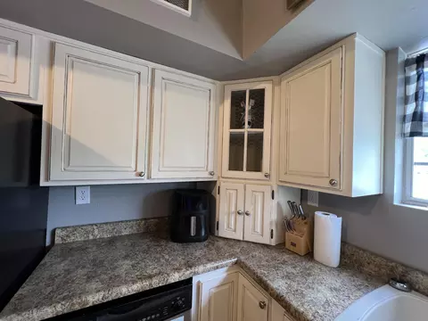 Kitchen - 104 Steele St, Corbin, KY 40701 photo 4 of 4
