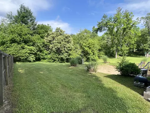 Exterior - 104 Steele St, Corbin, KY 40701 photo 9 of 11