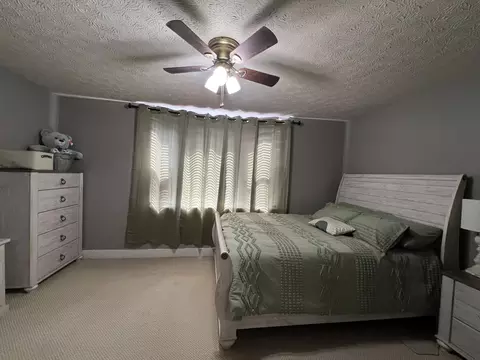 Bedroom - 104 Steele St, Corbin, KY 40701 photo 4 of 5