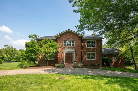 202 Thoroughbred Ln, Nicholasville, KY 40356