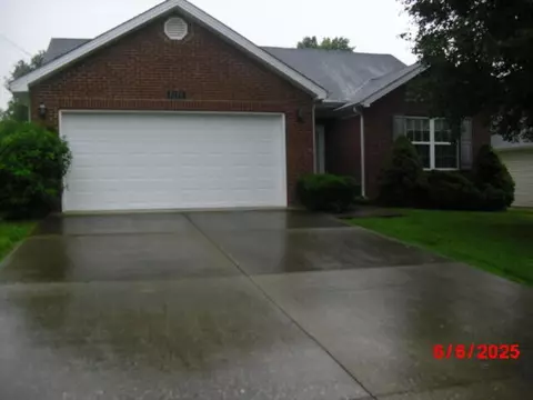 1210 Leathers Ln, Frankfort, KY 40601
