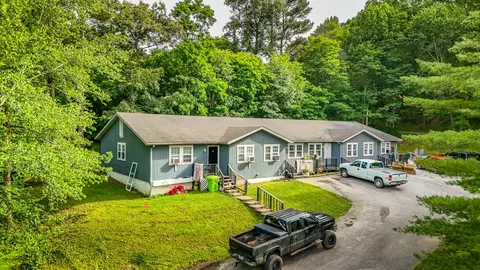 51 Shields Ln, London, KY 40741