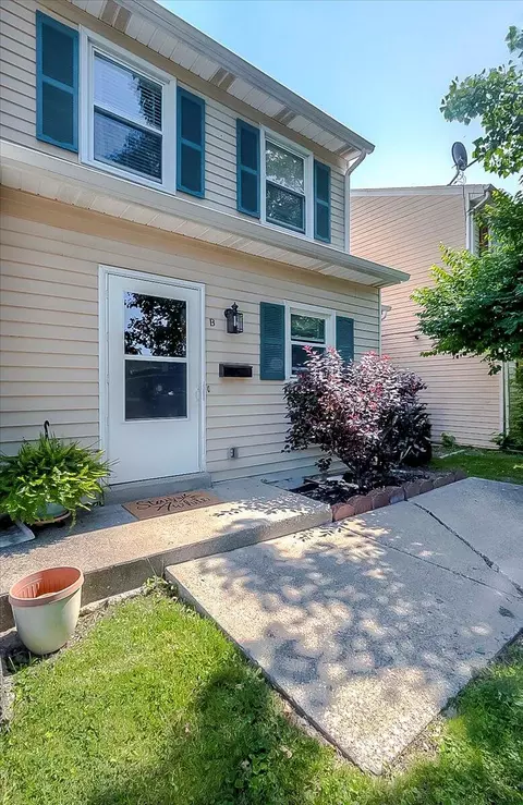 3471 Pimlico Pkwy, Lexington, KY 40517