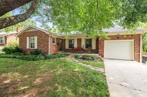 1128 Kiowa Trl, Frankfort, KY 40601