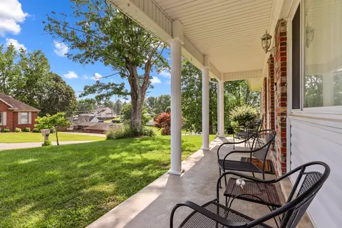 60 Parsons St, Corbin, KY 40701 photo 2