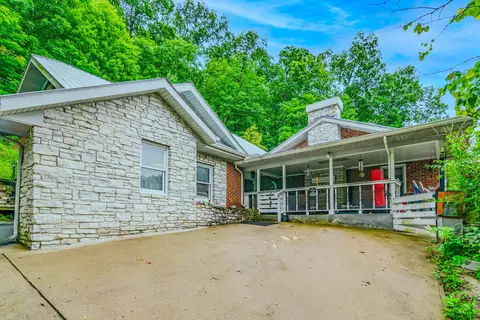 604 Highway 421 N, Mckee, KY 40447