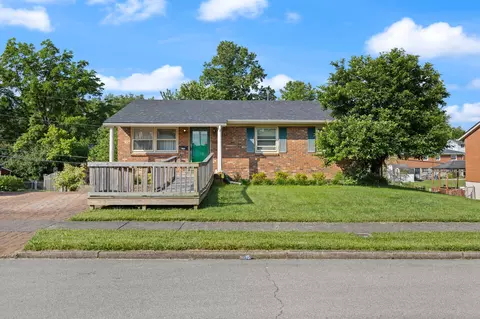 1160 Venetian Way, Lexington, KY 40517