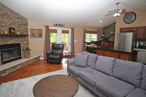 5420 Kiddville Ln, Lexington, KY 40515