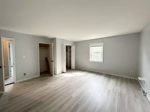 Bedroom - 100 Mockingbird Hill Ln, Corbin, KY 40701 photo 2 of 5