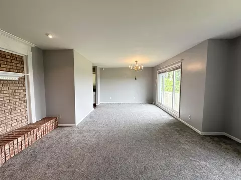 Living - 100 Mockingbird Hill Ln, Corbin, KY 40701 photo 5 of 5