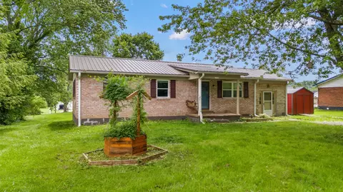 Exterior - 15 Conlee Ln, Stanton, KY 40380 photo 2 of 6