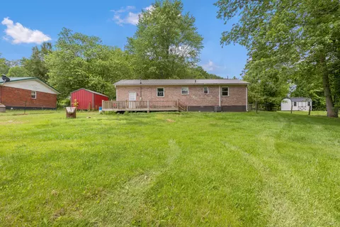 Exterior - 15 Conlee Ln, Stanton, KY 40380 photo 4 of 6