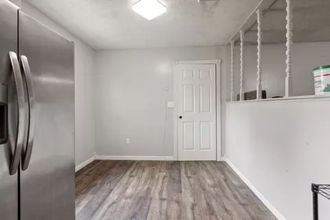 Entry Way - 15 Conlee Ln, Stanton, KY 40380 photo 1 of 2