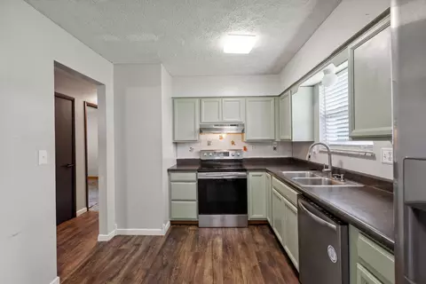 Kitchen - 15 Conlee Ln, Stanton, KY 40380 photo 1 of 1