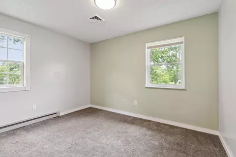 Bedroom - 15 Conlee Ln, Stanton, KY 40380 photo 5 of 6