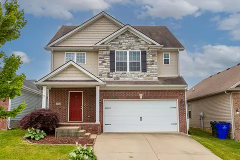 3752 Sunflower St, Lexington, KY 40509