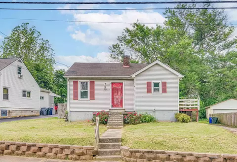 257 Elmwood Dr, Lexington, KY 40505