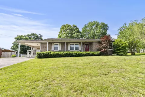 327 Castle Blvd, Paris, KY 40361