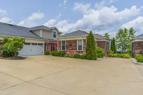 121 Daffodil Ct, Nicholasville, KY 40356