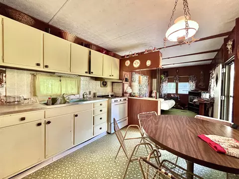 46 Point Dr, Nancy, KY 42544 photo 12