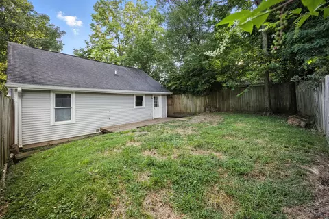 224 E Higgins St, Midway, KY 40347 photo 5