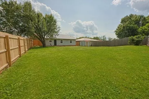 Exterior - 9 Apache Trl, Winchester, KY 40391 photo 11 of 13