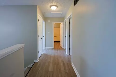 Entry Way - 9 Apache Trl, Winchester, KY 40391 photo 3 of 6