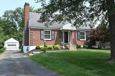 225 Tyne Rd, Louisville, KY 40207