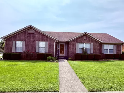 1012 Heathcliff Dr, Richmond, KY 40475