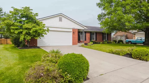 3256 Yellowstone Pkwy, Lexington, KY 40517